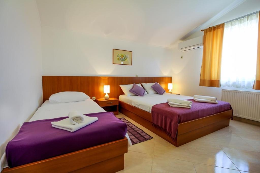 Family Friendly Apartments With A Swimming Pool Nevidjane, Pasman - 18054 Nevidane Luaran gambar