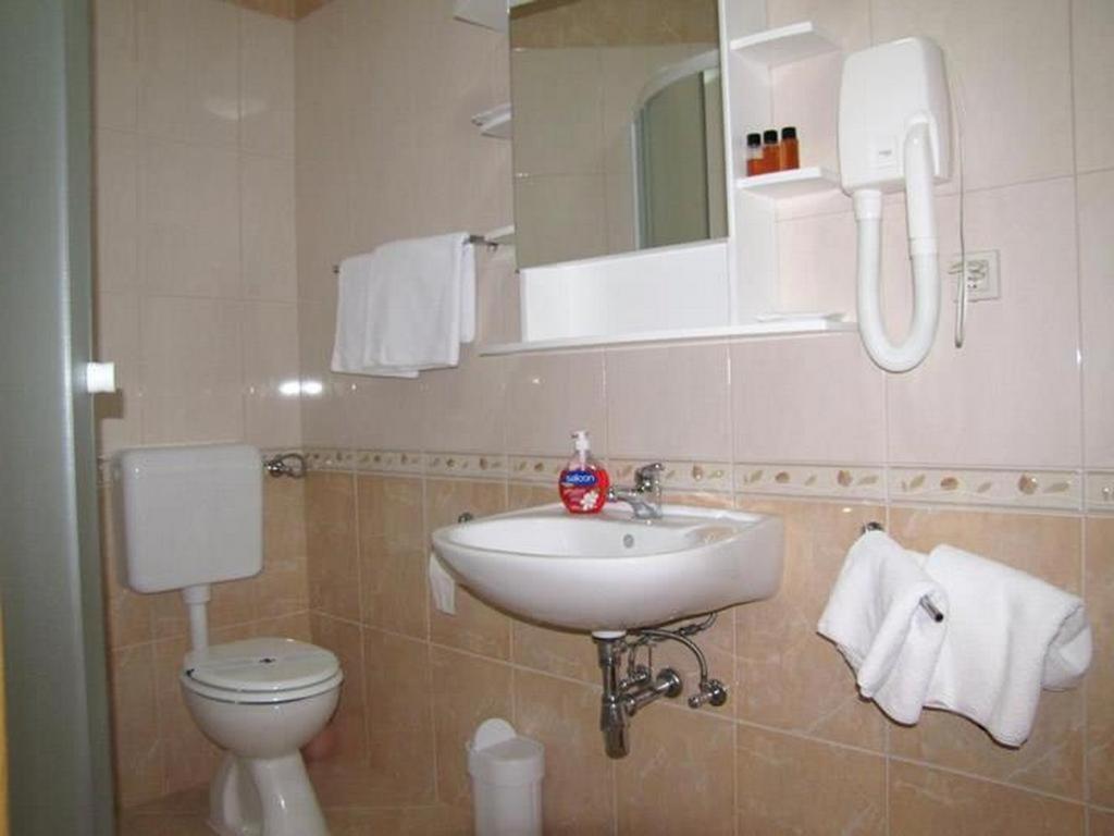 Family Friendly Apartments With A Swimming Pool Nevidjane, Pasman - 18054 Nevidane Luaran gambar