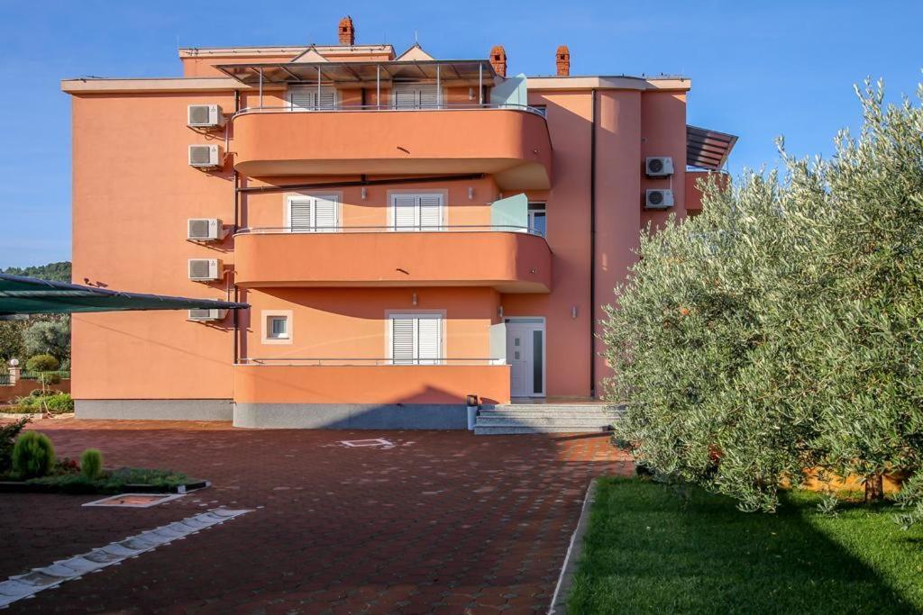 Family Friendly Apartments With A Swimming Pool Nevidjane, Pasman - 18054 Nevidane Luaran gambar